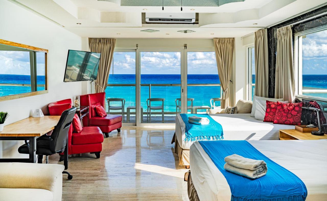 Paradise Beachfront & Nightlife Heart Κανκούν Εξωτερικό φωτογραφία