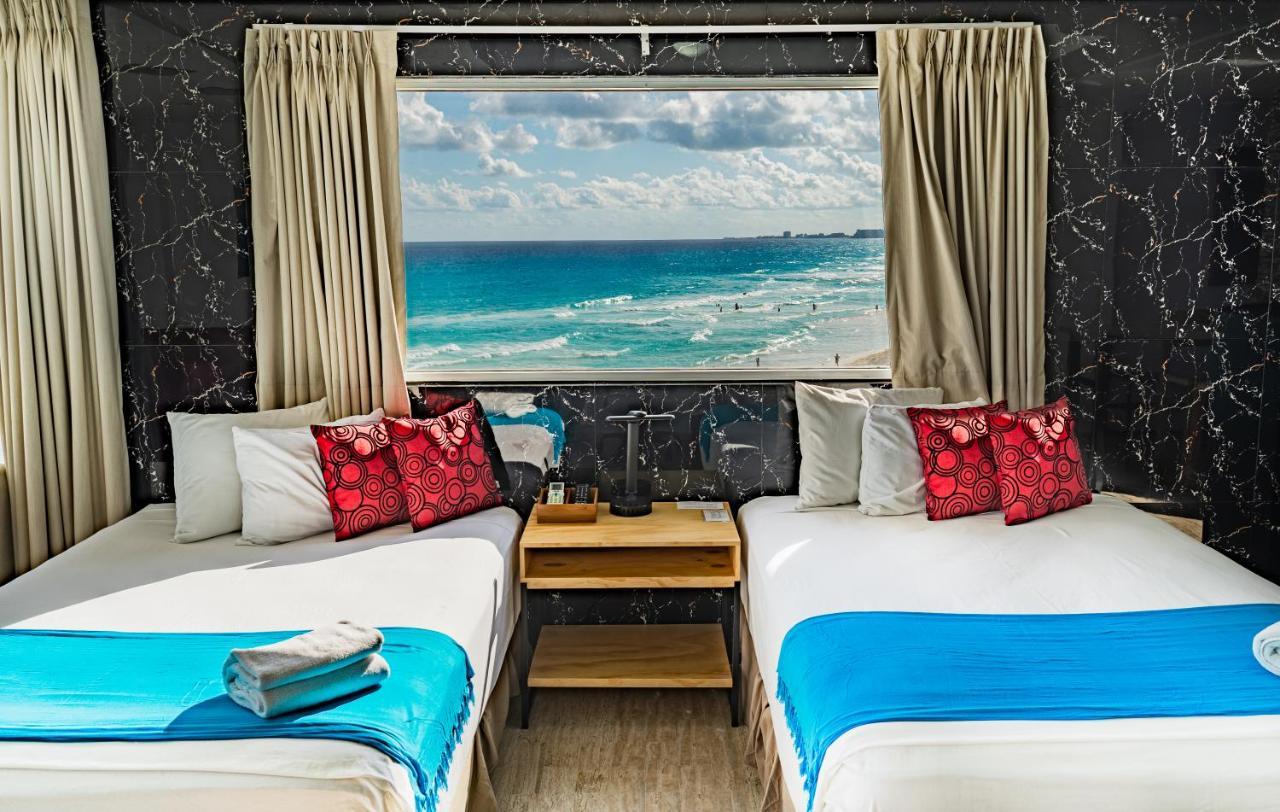 Paradise Beachfront & Nightlife Heart Κανκούν Εξωτερικό φωτογραφία