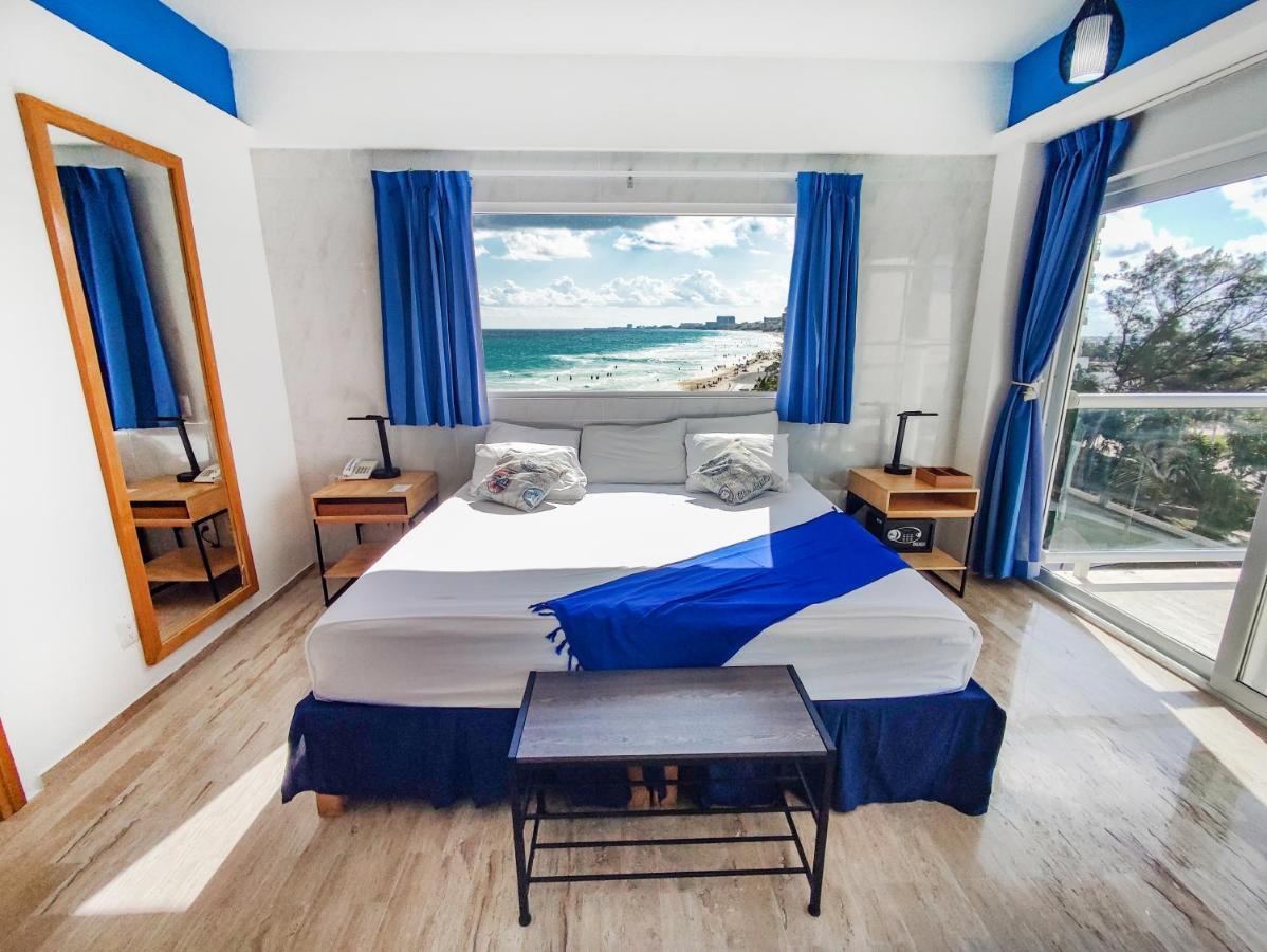 Paradise Beachfront & Nightlife Heart Κανκούν Εξωτερικό φωτογραφία