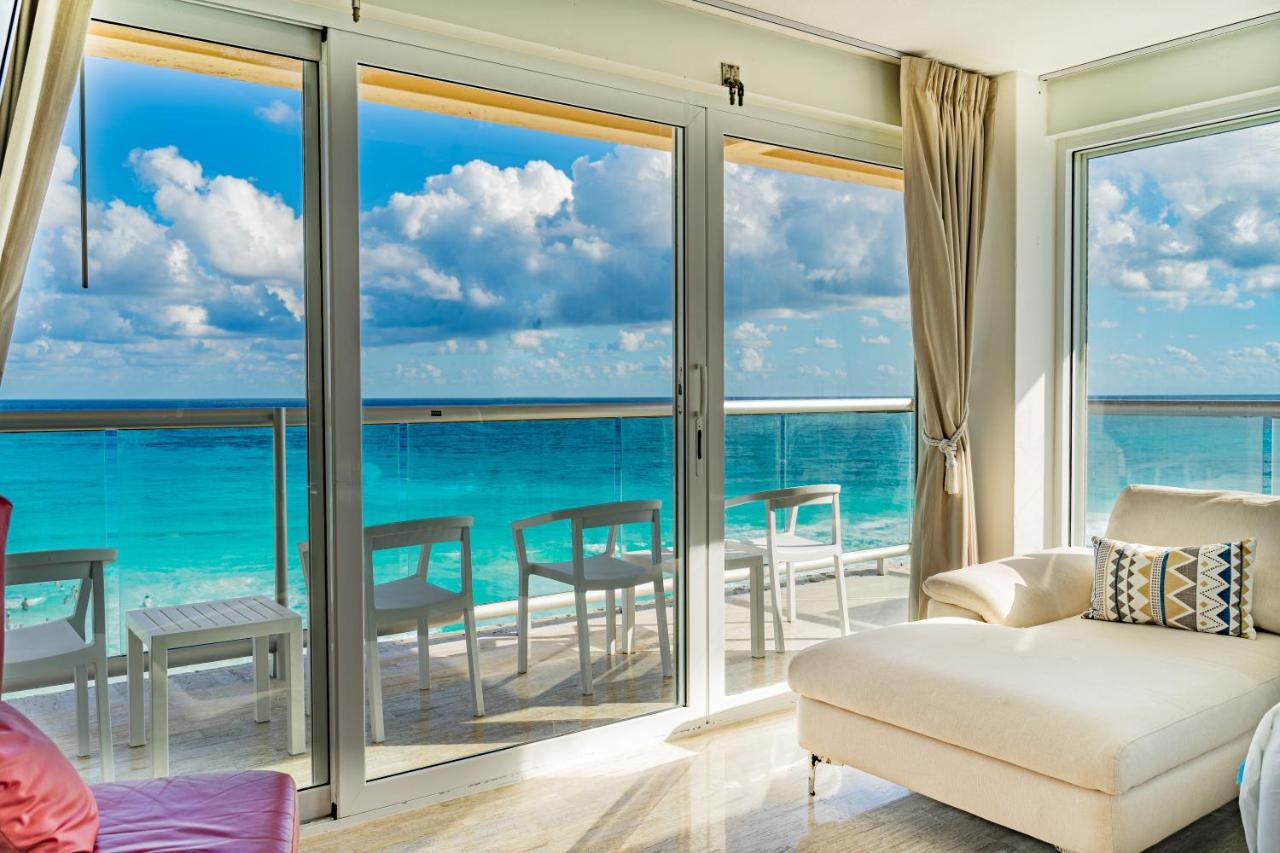 Paradise Beachfront & Nightlife Heart Κανκούν Εξωτερικό φωτογραφία