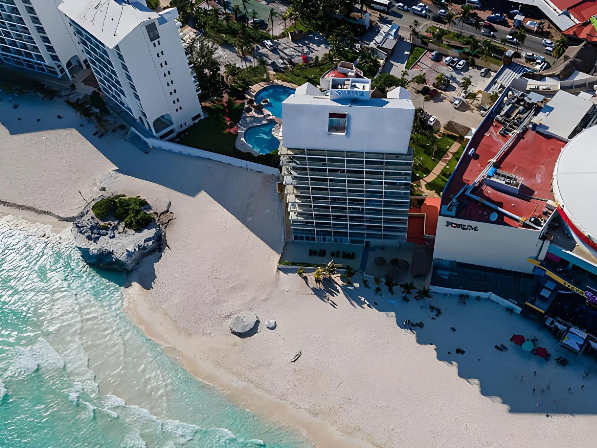 Paradise Beachfront & Nightlife Heart Κανκούν Εξωτερικό φωτογραφία
