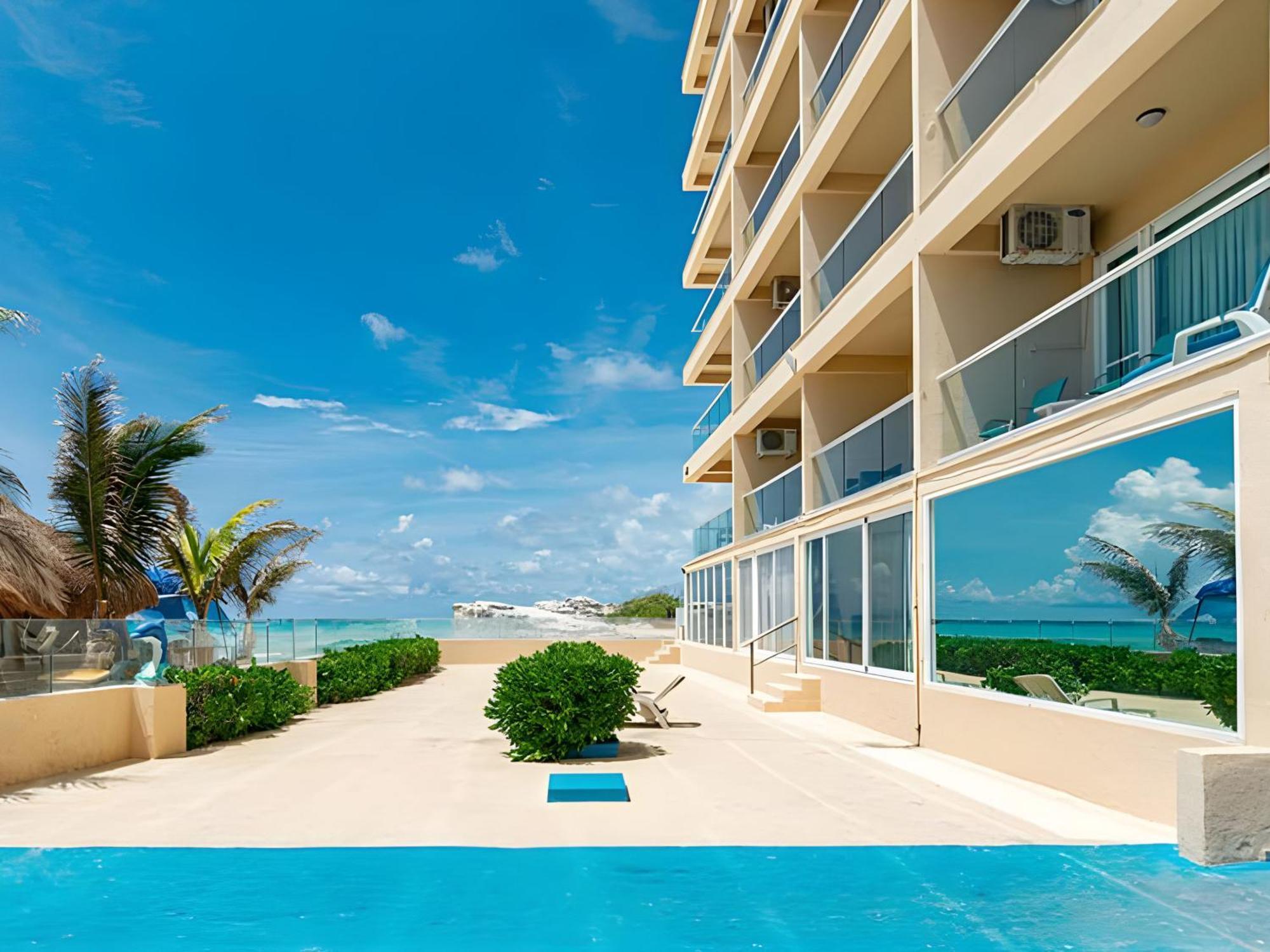 Paradise Beachfront & Nightlife Heart Κανκούν Εξωτερικό φωτογραφία